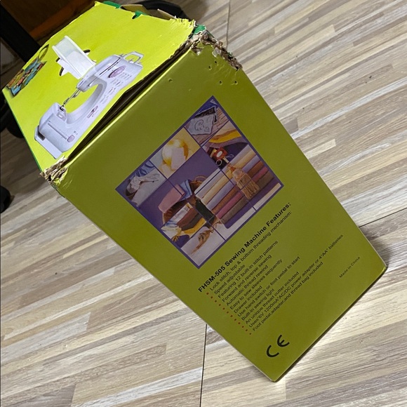 NWT KALATIC Mini Multifunctional Household Sewing Machine - Picture 5 of 8